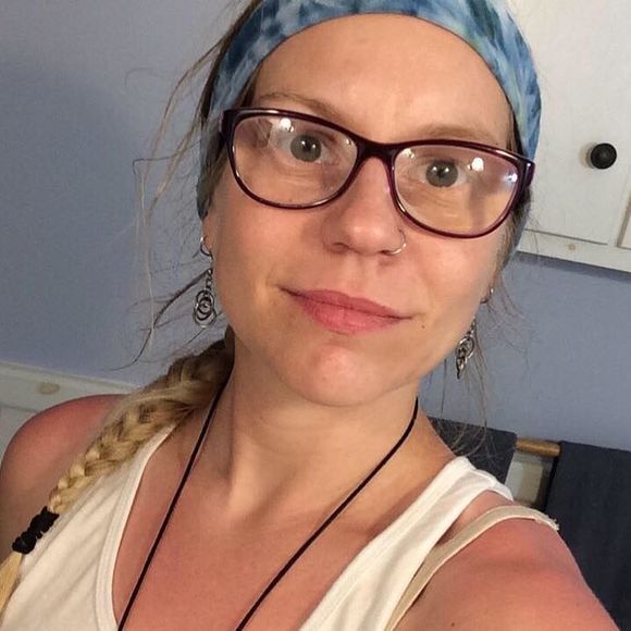 Meet your Posher, Jes - Picture 1 of 1